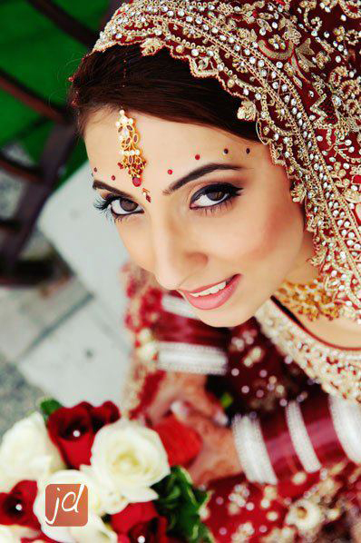 modern-and-traditional-indian-wedding-makeup-by-kim-basran-1