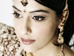 timeless-indian-wedding-makeup-by-kim-basran-1